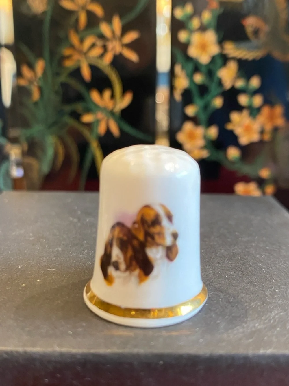 Finsbury Fine Bone China Basset Hound Thimble